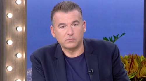 Γιώργος Λιάγκας: "Με την Ελένη Μενεγάκη πηγαίναμε και γυρίζαμε κάθε μέρα μαζί στο σχολείο, ήταν η πιο όμορφη του σχολείου"