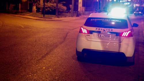 Κομφούζιο στην περιφερειακή οδό Δραπετσώνας: Έπεσαν τρόφιμα στο οδόστρωμα από φορτηγό