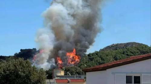 Συναγερμός στη Ρόδο για επικίνδυνη φωτιά - Ήχησε το 112 - Κοντά σε σπίτια οι φλόγες - Ζήτησαν ενισχύσεις