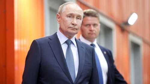 Επαφές Μόσχας - Τεχεράνης: Ο Πούτιν συναντήθηκε με σύμβουλο του Χαμενεΐ