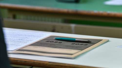 Πανελλήνιες 2022: Αποβλήθηκαν μαθητές στα Χανιά λόγω κινητών τηλεφώνων