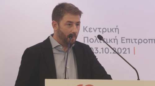 Aπάντηση Ανδρουλάκη στη Γεννηματά: Χρειάζονται πολιτικές θέσεις, όχι υπαινιγμοί