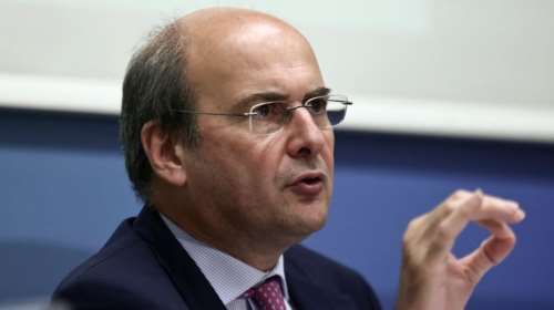 Χατζηδάκης για υποκλοπές: Καμία ανάμειξη του πρωθυπουργού - Πίσω από την ιστορία κρύβονται κάποιοι "Κλουζώ"