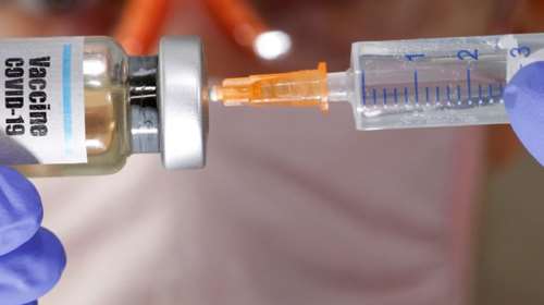 Κορονοϊός - AstraZeneca: Πράσινο φως από την Κομισιόν για 400 εκατ. δόσεις εμβολίου στα τέλη Δεκεμβρίου