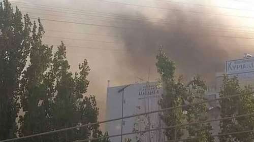 Οριοθετήθηκε η φωτιά στον Κορυδαλλό που έκαιγε κοντά σε σπίτια - Στη μάχη τρία ελικόπτερα