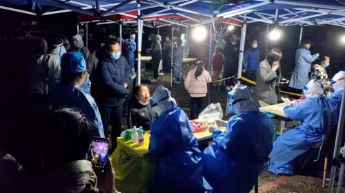 Επιστρέφει ο εφιάλτης του κορονοϊού στην Κίνα: Ανακοινώθηκαν οι δύο πρώτοι θάνατοι έπειτα από έναν χρόνο