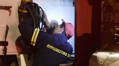 Σαλαμίνα: Απανθρακωμένη σορός βρέθηκε κατά την κατάσβεση πυρκαγιάς σε κατοικία