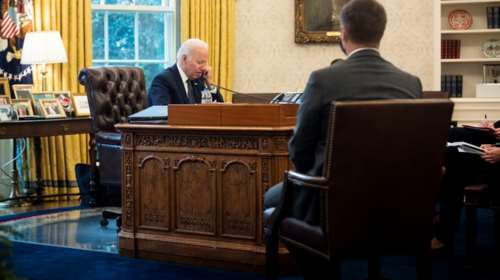 Ουκρανία: Επικοινωνία Μπάιντεν - Ζελένσκι μετά το διάγγελμα Πούτιν