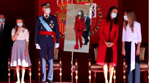 Βασιλικές εμφανίσεις: Η βασίλισσα Λετίσια στα κόκκινα μαζί με τις πριγκίπισσές της