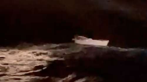 Θρίλερ στο Αιγαίο: Επιχείρηση διάσωσης δύο ατόμων σε ιστιοφόρο ανοικτά της Σύρου [βίντεο]