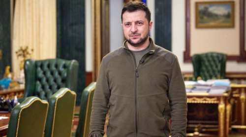 Τιμή ρεκόρ για το φλις μπουφάν του Ζελένσκι σε έρανο υπέρ της Ουκρανίας στο Λονδίνο