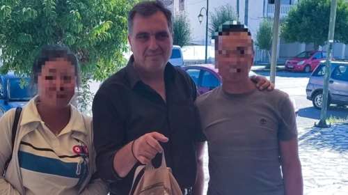 Κέρκυρα: Αντιδήμαρχος βρήκε τσάντα με 5.800 ευρώ και την παρέδωσε
