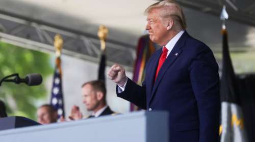 Τραμπ: Έξαλλος με το βιβλίο που βγάζει ο πρώην σύμβουλός του Τζον Μπόλτον