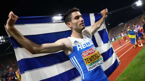 Μίλτος Τεντόγλου: Ο Ολυμπιονίκης έγινε graffiti σε δρόμο της Θεσσαλονίκης [βίντεο]