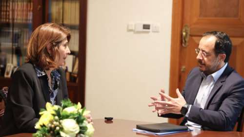 Κυπριακό: Αισιόδοξη η απεσταλμένη του ΟΗΕ μετά τη συνάντηση με Χριστοδουλίδη