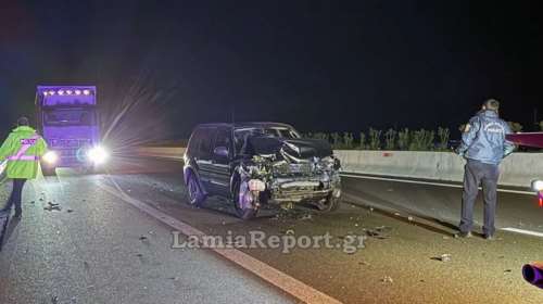Λαμία: Τζιπ &quot;καρφώθηκε&quot; σε φορτηγό που δεν είχε φώτα - Στο νοσοκομείο ο οδηγός