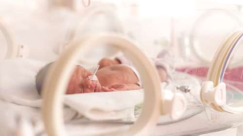 Συναγερμός για την αύξηση κρουσμάτων μυοκαρδίτιδας στη Βρετανία: Πέθανε ένα βρέφος - Αλλα εννέα σε κρίσιμη κατάσταση