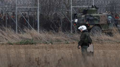 Αυτό είναι το σχέδιο της Κομισιόν για την ενίσχυση της Ελλάδας στο μεταναστευτικό- Φύλακες, περιπολικά, ελικόπτερα και κονδύλια