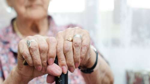 Κρήτη: Χειροπέδες σε 82χρονο - Τον κατήγγειλε η 78χρονη σύζυγός του για βίαιη συμπεριφορά και απειλή