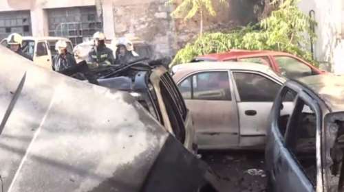 Φωτιά στην Κυψέλη: Κάηκαν τέσσερα αυτοκίνητα