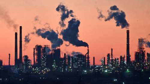 Κομισιόν: Γιατί θα εξαιρεθούν Ουγγαρία και Σλοβακία από το εμπάργκο στο ρωσικό πετρέλαιο