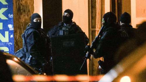 Συνελήφθησαν δύο άτομα για συμμετοχή σε τρομοκρατικές επιθέσεις - Με ποιες υποθέσεις σχετίζονται