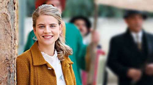 Δανάη Μιχαλάκη - Άγριες Μέλισσες: Ο αγαπημένος της την φωτογραφίζει μέσα στο σπίτι τους [Εικόνα]