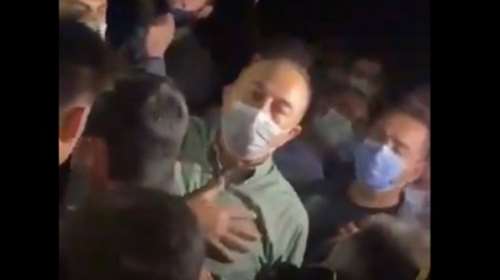 Φωτιές στην Αττάλεια: Επίθεση οργισμένων κατοίκων στον Τσαβούσογλου - Τέσσερις νεκροί, τεράστιες καταστροφές [βίντεο - εικόνες]