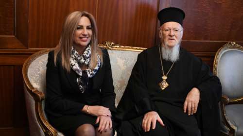 Φώφη Γεννηματά: Τηλεφωνική επικοινωνία με τον Πατριάρχη Βαρθολομαίο