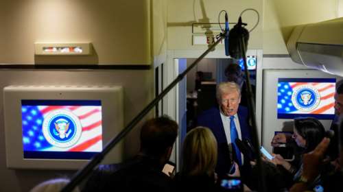 Politico: Η ΕE "χτυπάει" τον Τραμπ - Δασμοί 25% σε προϊόντα από πολιτείες που τον ψήφισαν - Παγωτά, τσιγάρα, ζυμαρικά...