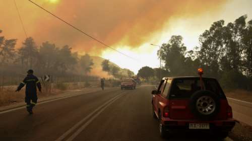 Πολιτική Προστασία: Alert από το 112 σε Κρήτη και Ρόδο για κίνδυνο πυρκαγιάς