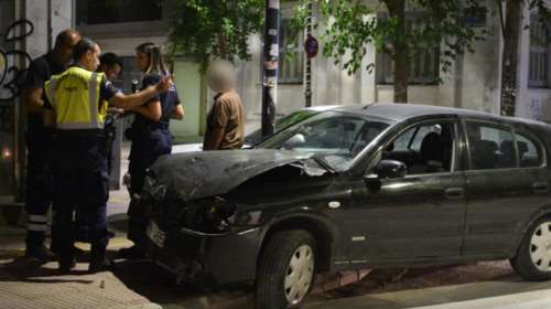 Σοβαρό τροχαίο στη Λάρισα – Στο νοσοκομείο μία μητέρα και το παιδί της [εικόνες]