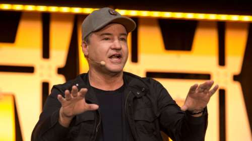 Νεκρός σε τροχαίο ο Βινς Ζαμπέλα, συνδημιουργός του Call of Duty - Βίντεο από το τρομακτικό δυστύχημα με Ferrari