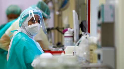 Κορονοϊός: Ερχεται μαύρο ρεκόρ κρουσμάτων σήμερα - Πληροφορίες για 4.000 μολύνσεις