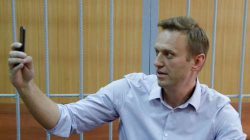 Οι τελευταίες μέρες του Ναβάλνι στη φυλακή: Το πολικό ψύχος, το ξύπνημα από τις 5 και το &quot;Σ&#39; αγαπώ&quot; στη σύζυγό του