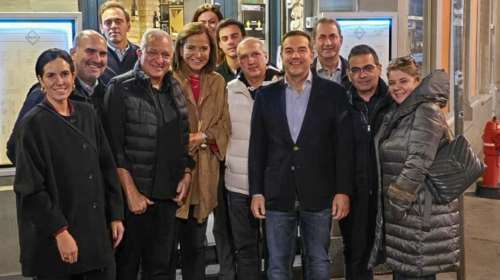 Η κοινή φωτογραφία Μπακογιάννη - Τσίπρα στο Στρασβούργο: &quot;Μία από τις καλύτερες ομάδες&quot;