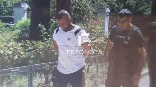 Επίθεση με κατσαβίδι στον Βόλο: Πριν από μια εβδομάδα χτυπούσε ξανά τη σύντροφό του  στην αυλή