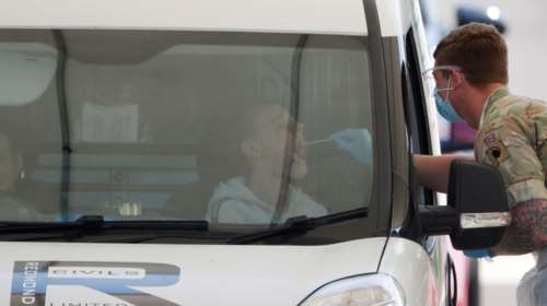 Θρήνος στη Βρετανία: 938 νεκροί σε ένα 24ωρο - Στους  7.097 οι θάνατοι στη χώρα