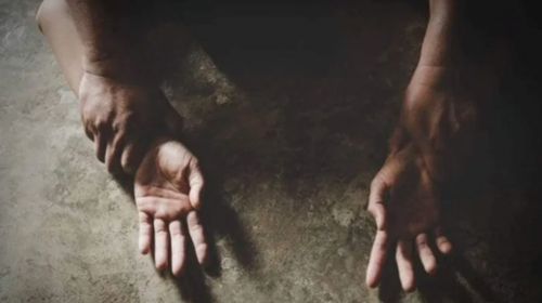 Φρίκη στη Θεσσαλονίκη: 18χρονος βίασε 14χρονη και έστειλε το βίντεο του βιασμού σε φίλο του