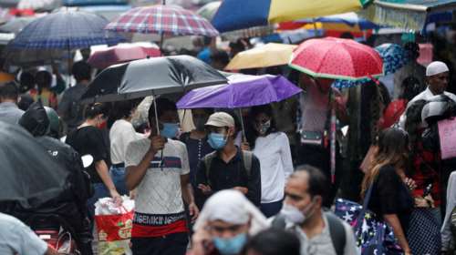 Συναγερμός στην Ινδία: Εξαπλώνεται η λοίμωξη του θανατηφόρου &quot;μαύρου μύκητα&quot; σε ασθενείς με κορονοϊό