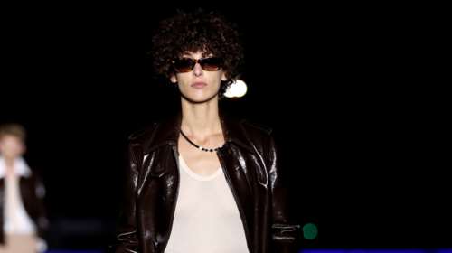 Το it πανωφόρι που φορούν οι fashionistas το φθινόπωρο