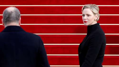 Αιφνιδίως στο νοσοκομείο μέσα στη νύχτα η πριγκίπισσα Σαρλίν: Η επιπλοκή μετά το τετράωρο χειρουργείο