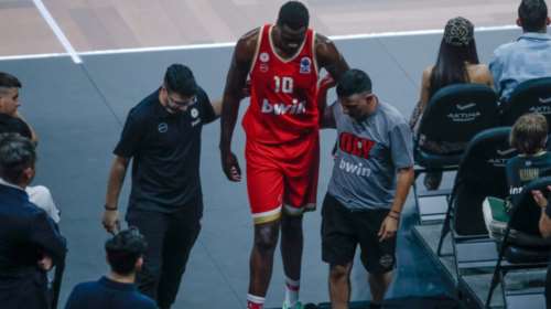 Σοκ στον Ολυμπιακό με τον Μουσταφά Φαλ: Υπέστη ρήξη τένοντα – Θα μείνει εκτός δράσης για 10 έως 12 μήνες