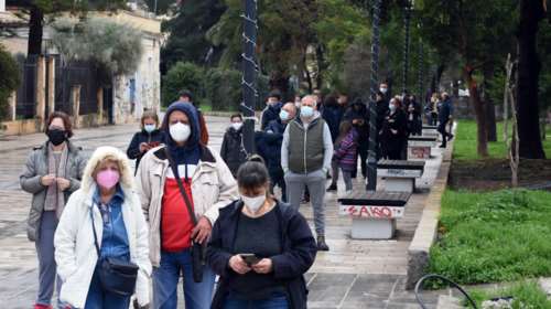 Μετάλλαξη Ομικρον: Εξίσου απότομη με την αύξηση θα είναι και η μείωση των κρουσμάτων, λένε οι ειδικοί