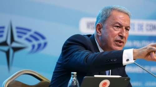 Εκνευρισμένος και προκλητικός ο Ακάρ για τη συνάντηση Μητσοτάκη - Μακρόν: &quot;Είστε ψεύτες και υποκριτές&quot;