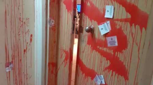 Θεσσαλονίκη: Επίθεση αντιεξουσιαστών στο γραφείο της Έλενας Ράπτη - Η αντίδραση της υφυπουργού Τουρισμού