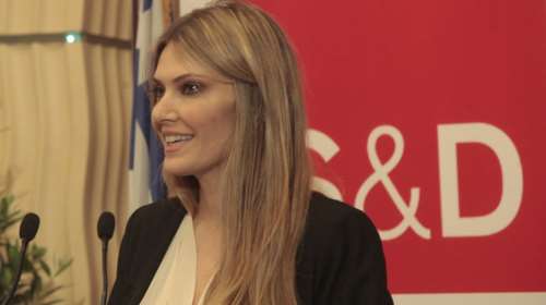 Εύα Καϊλή: &quot;Ουδέποτε πήρε μίζες από τις αποζημιώσεις των συνεργατών της&quot; - Διαψεύδει ο Δημητρακόπουλος το Politico