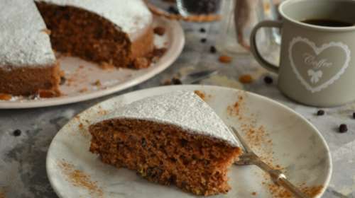 Συνταγή: Η πιο εύκολη φανουρόπιτα χωρίς μίξερ - Ετοιμη μέσα σε 5 λεπτά