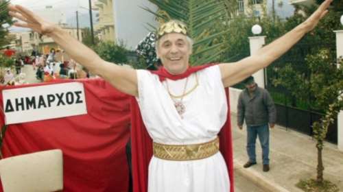 Δημοσθένης Βεργής για Κασσελάκη: Δεν είναι γκέι, του το &quot;κόλλησαν&quot; για να πάρει ψήφους - Ο Tyler μου φαίνεται χαζοβιόλης