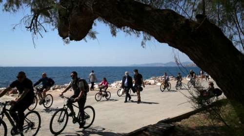 Καιρός: Μεγάλο Σάββατο και Κυριακή του Πάσχα με θερμοκρασίες ρεκόρ και συννεφιά